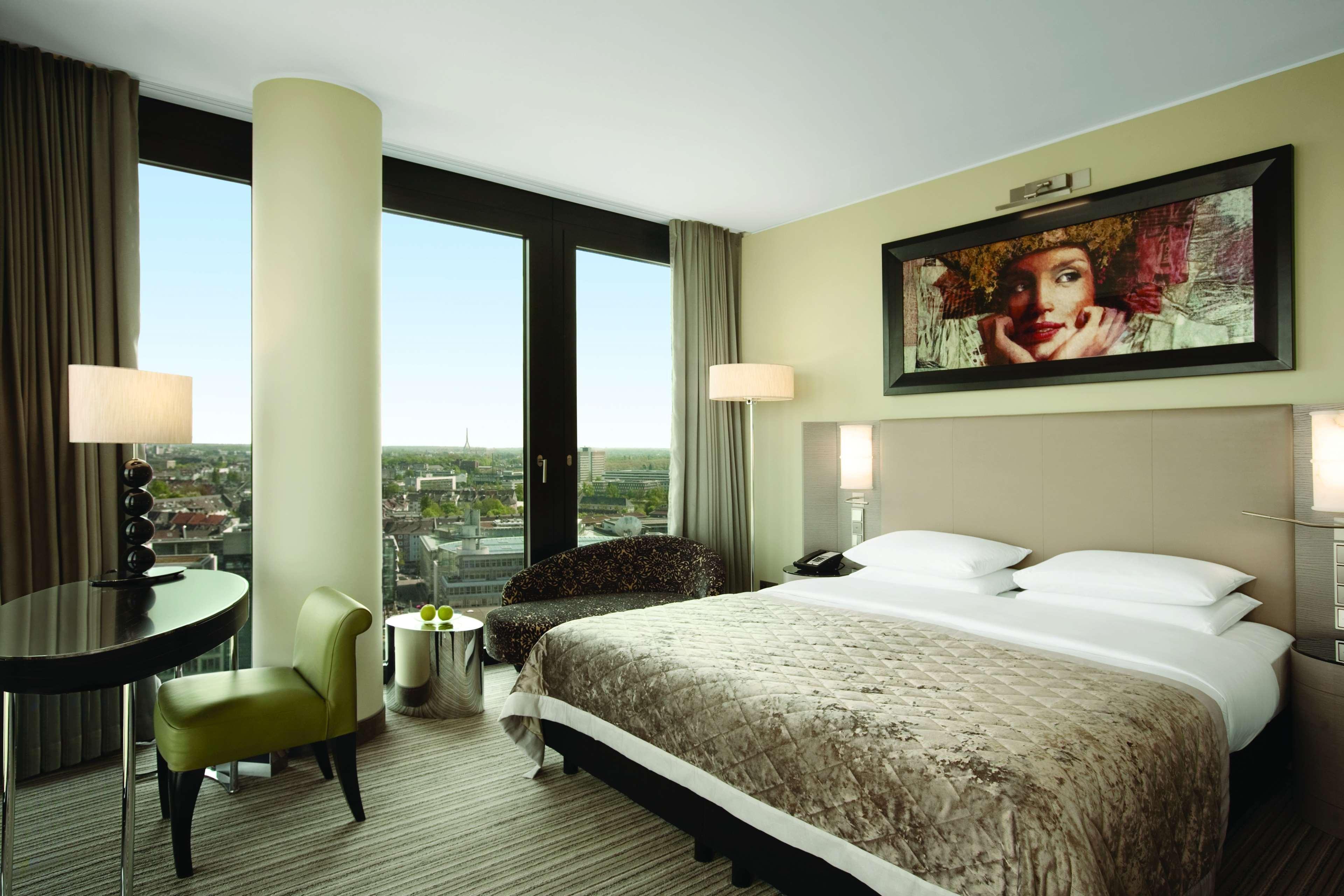 Hyatt Regency Dusseldorf Hotel Ngoại thất bức ảnh A room at the hotel