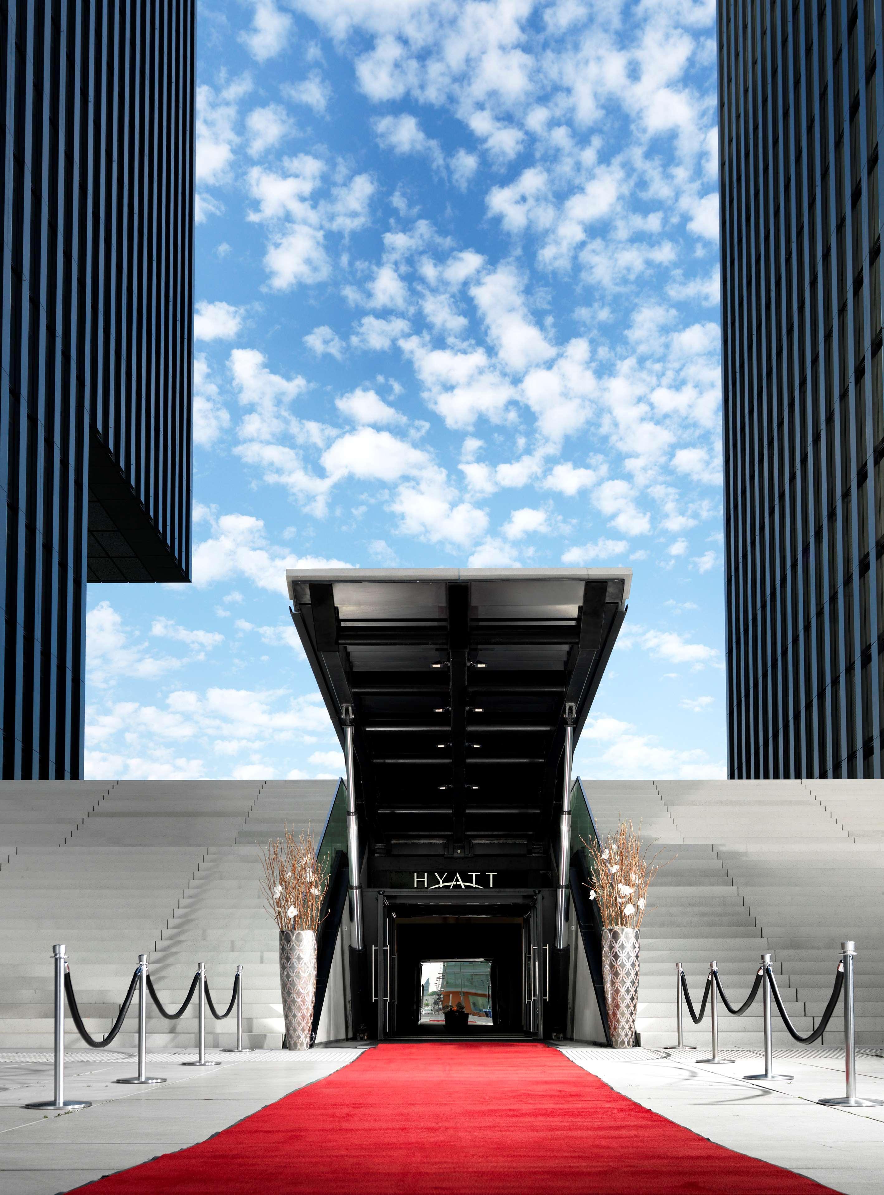 Hyatt Regency Dusseldorf Hotel Ngoại thất bức ảnh HYATT Regency Chennai