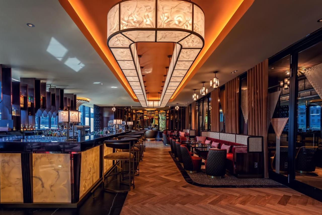 Hyatt Regency Dusseldorf Hotel Ngoại thất bức ảnh The interior of the restaurant