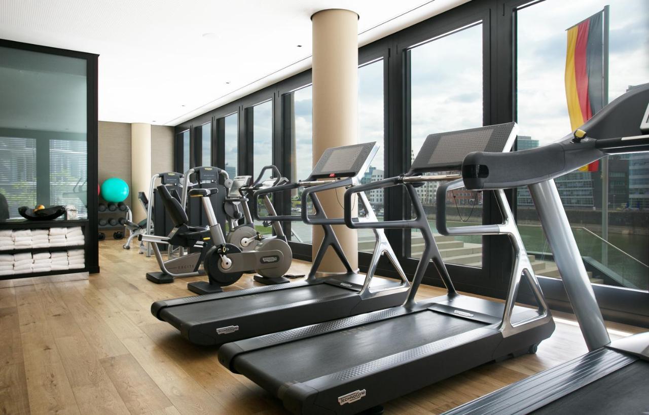 Hyatt Regency Dusseldorf Hotel Ngoại thất bức ảnh The gym at the 2012 London Olympics